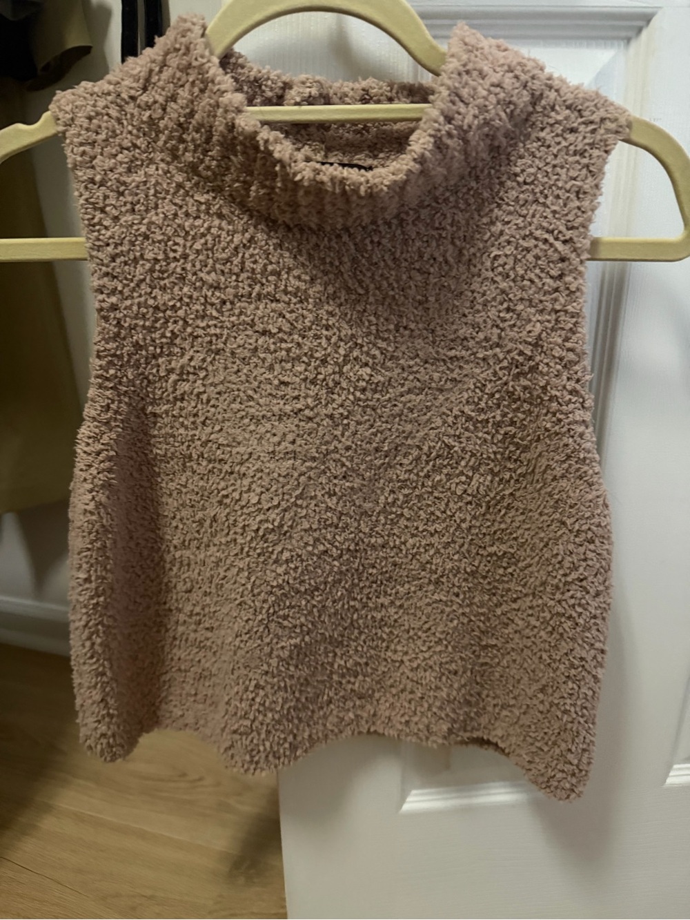 fab'rik Sleeveless Mock Neck Teddy Crop Top - Rose Taupe